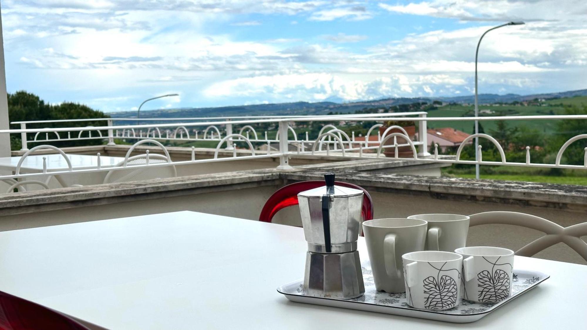 S023 - Sirolo, Magnifico Trilocale Design Con Terrazzo Apartment Ngoại thất bức ảnh